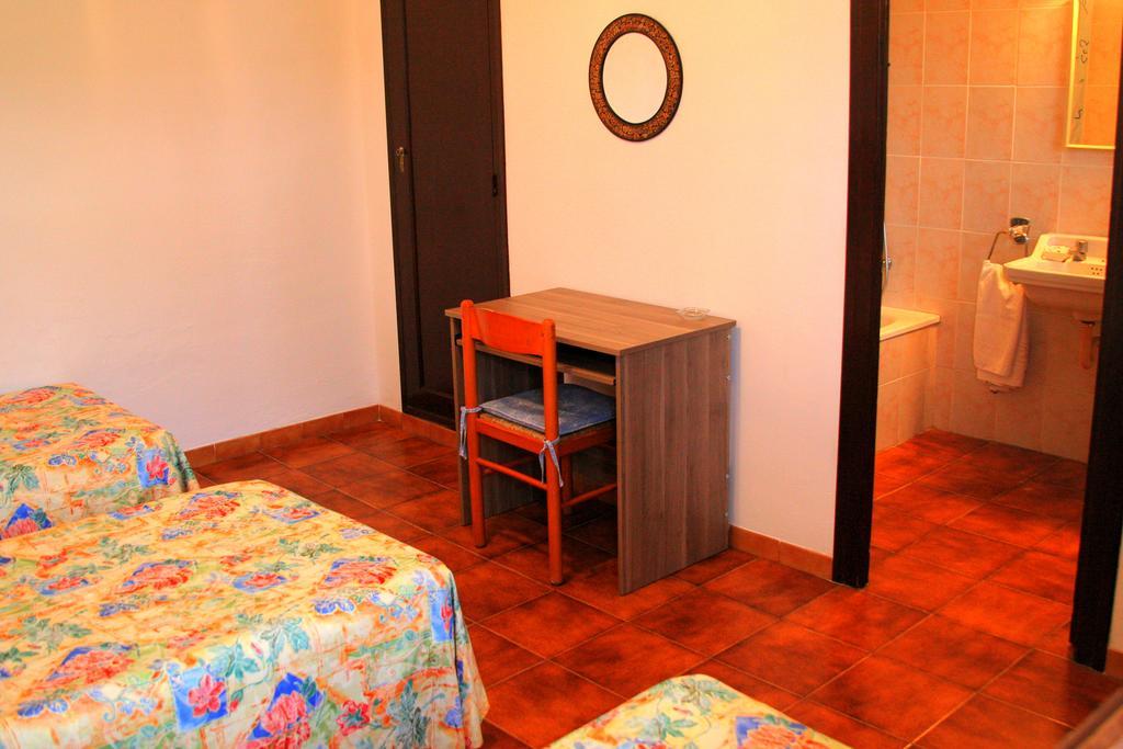 Hotel Planas Lloret de Mar Esterno foto