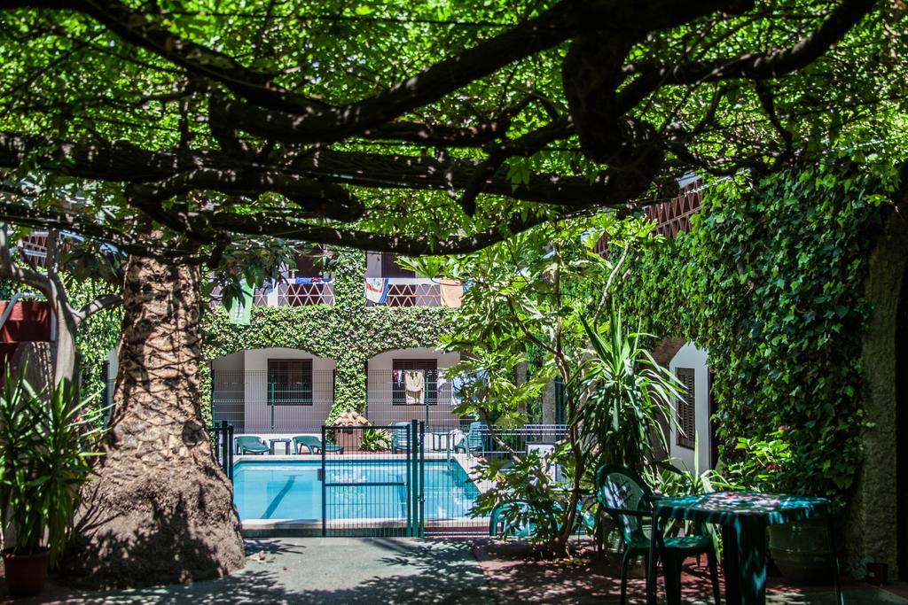 Hotel Planas Lloret de Mar Esterno foto