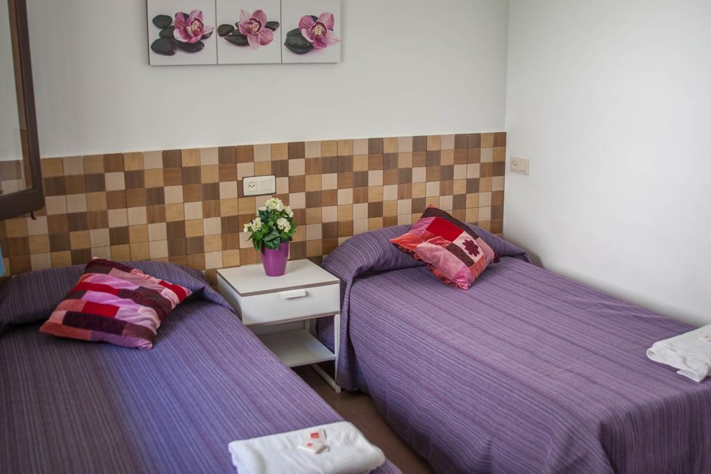 Hotel Planas Lloret de Mar Esterno foto